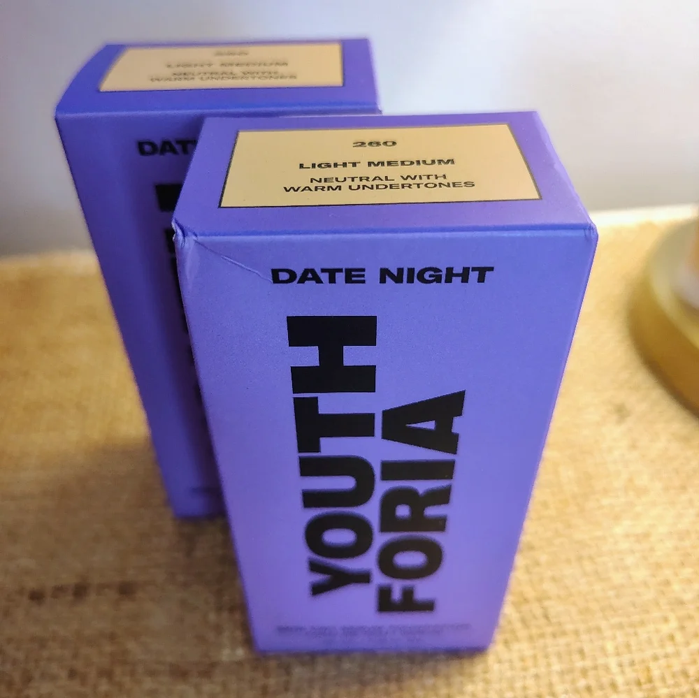 1 260 Light Medium Neutral Youthforia Date Night Skin Tint Serum Foundation